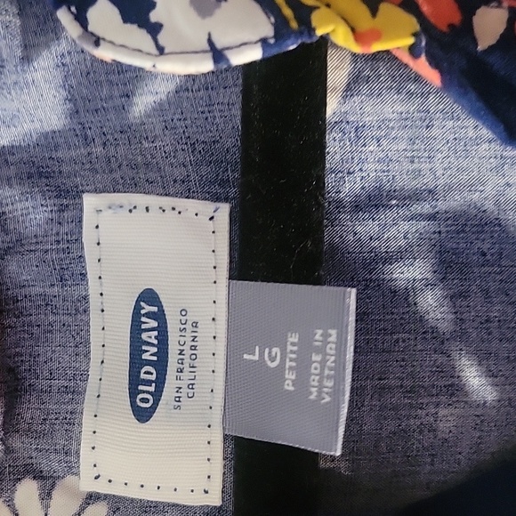 Old Navy dress blue with floral design. - Picture 2 of 4